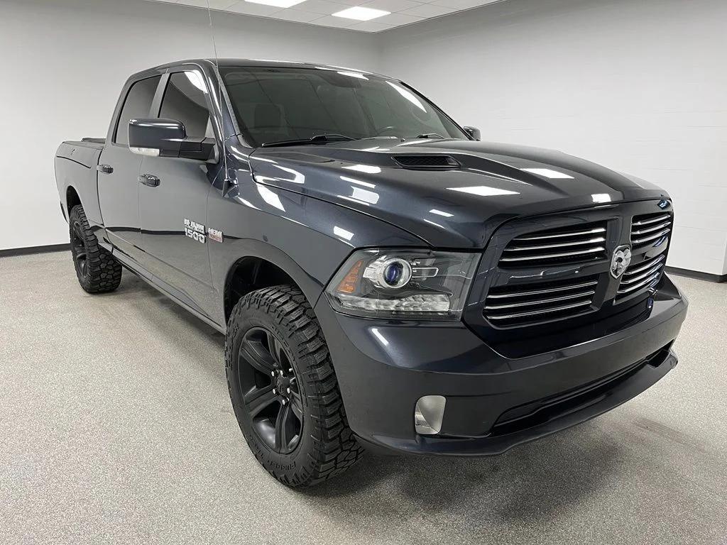 ram ram 1500 2017 1C6RR7UT4HS664495 image ram ram 1500 2017 1C6RR7UT4HS664495 image